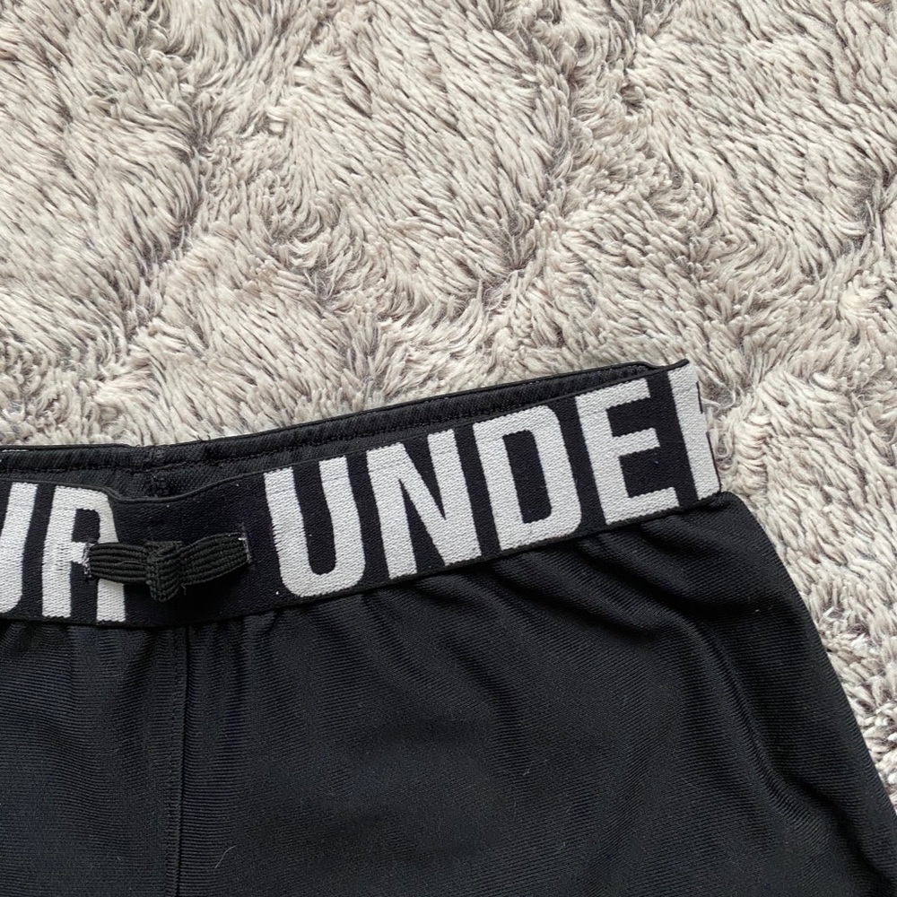 Women’s Under Armour shorts - Picture 4 of 5